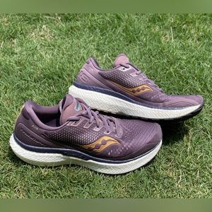 Saucony Triumph 18